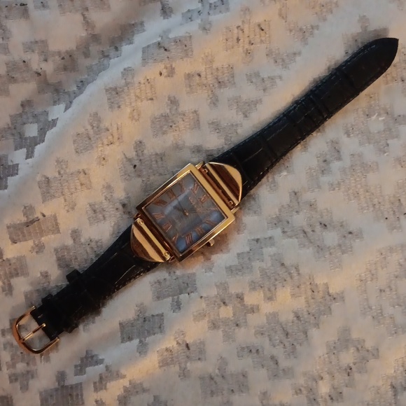 Gossip Watch - Picture 2 of 5